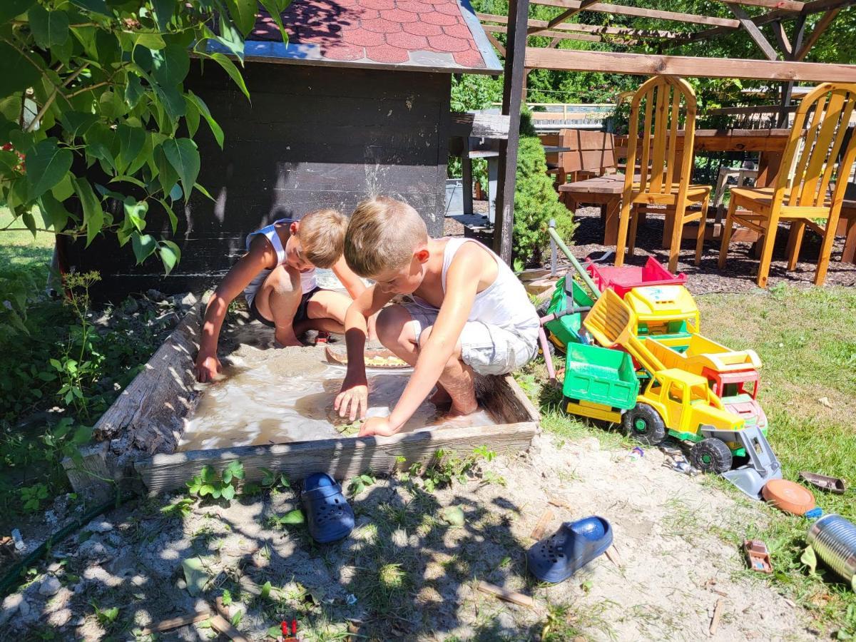 Sachserhof Ferienwohnungen In Sachsenburg Kültér fotó