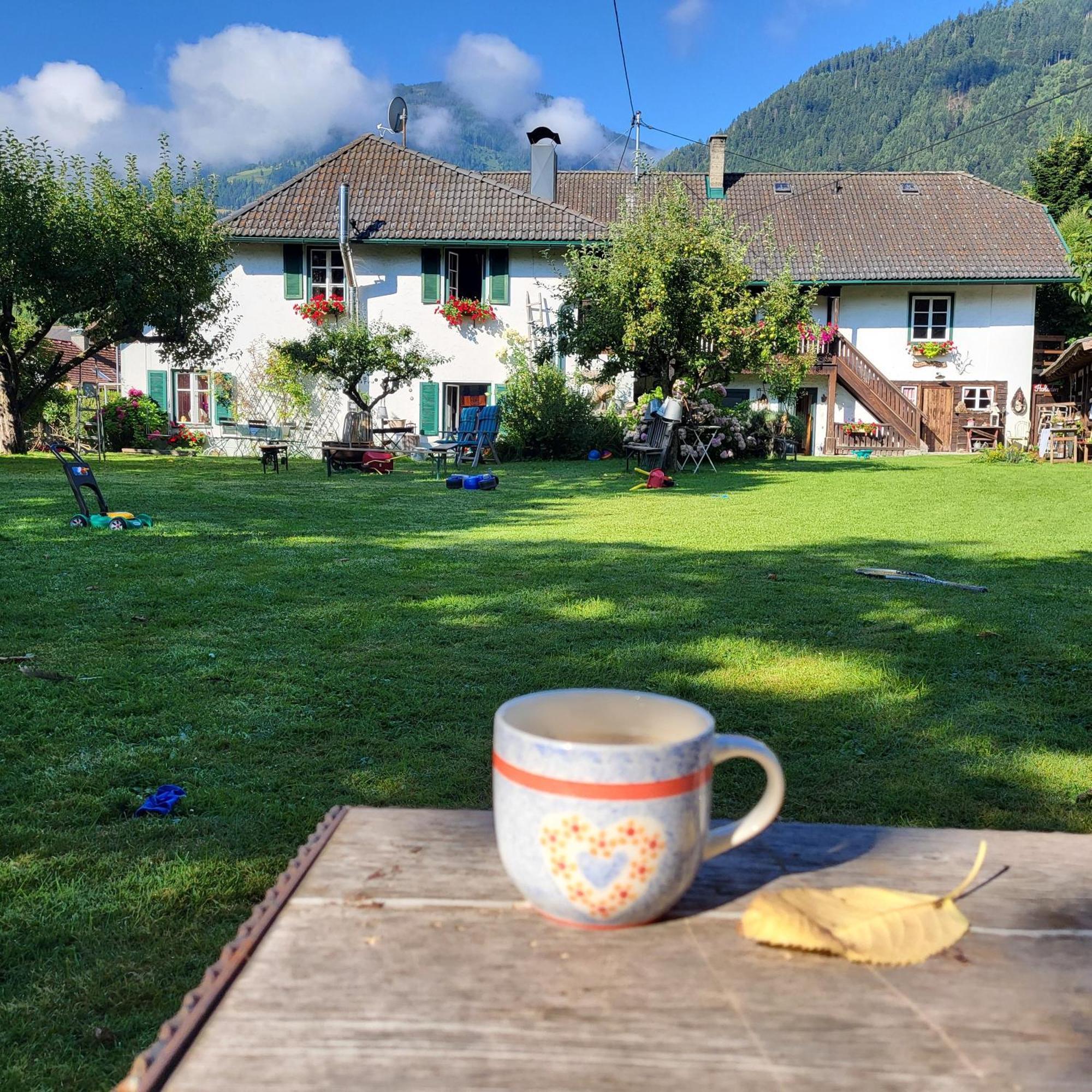 Sachserhof Ferienwohnungen In Sachsenburg Kültér fotó